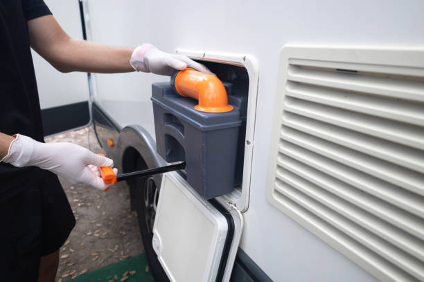 Affordable portable toilet rental in La Grulla, TX